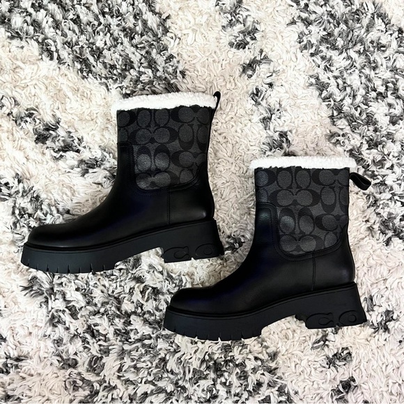 Coach Chelsea Boots - Picture 4 of 5